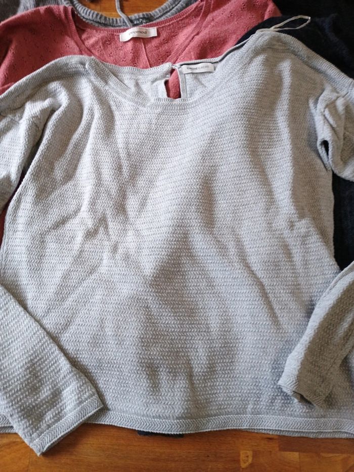 Lot pull femme taille M - photo numéro 2