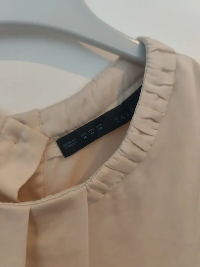 Débardeur beige Zara M boutons dans le dos - photo numéro 2