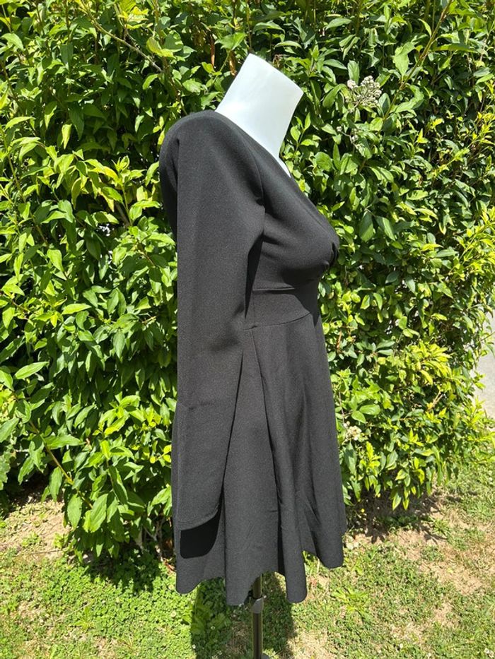 🌟 Élégante robe noire 🌟 - photo numéro 3