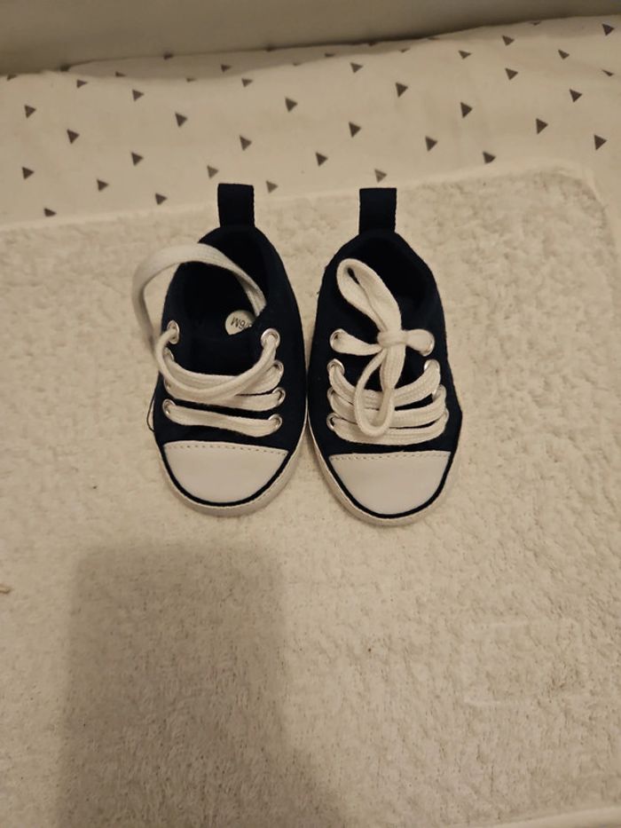 Chaussures bébé 3_6 mois