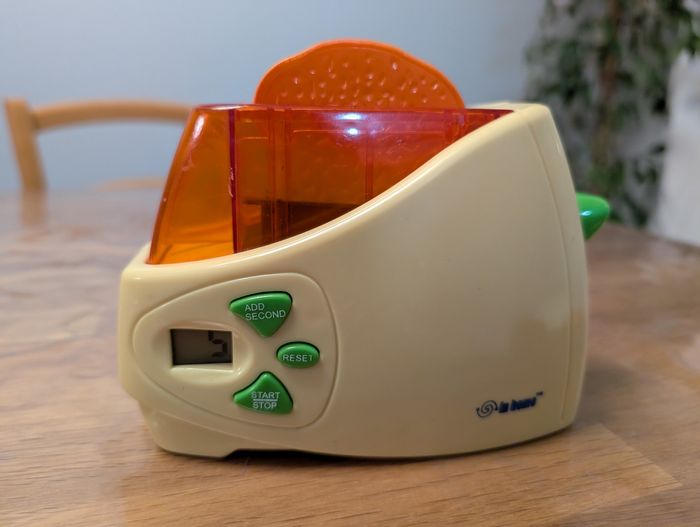 Jouet grille pain - photo numéro 2