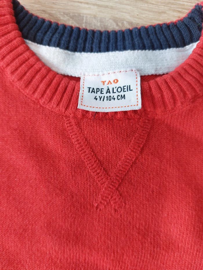 Pull rouge - photo numéro 3