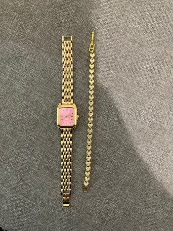Montre Femme Sonata - Élégance Intemporelle, Pile Incluse