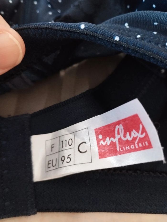 Soutien gorge sans armature 110c influx comme neuf - photo numéro 2