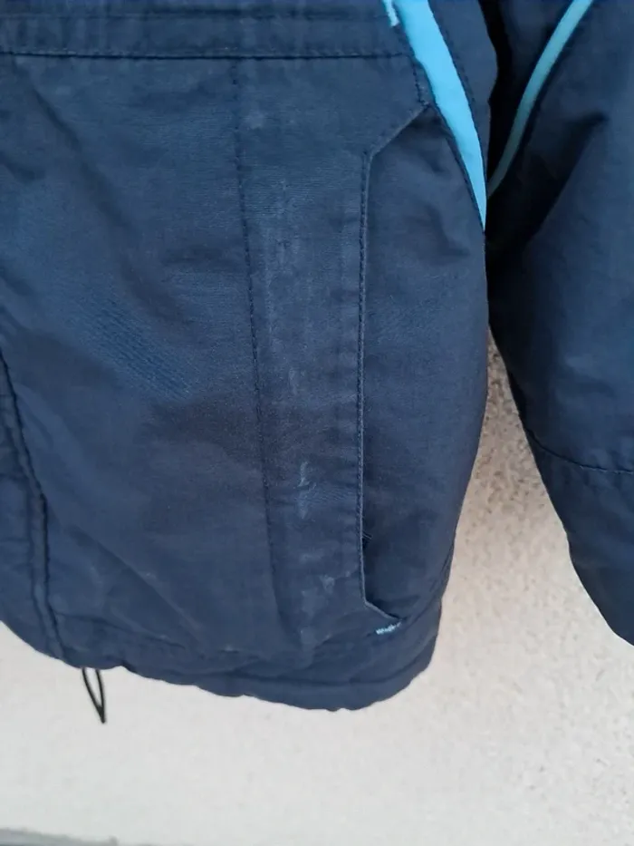 Blouson imperméable 4 ans - photo numéro 2