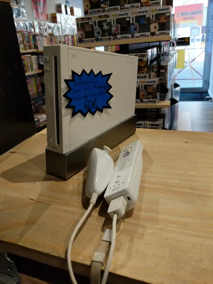 Nintendo Wii blanche + Wii Sports - photo numéro 2