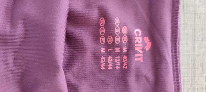 Legging Crivit violet taille L femme - Très bon état - photo numéro 4