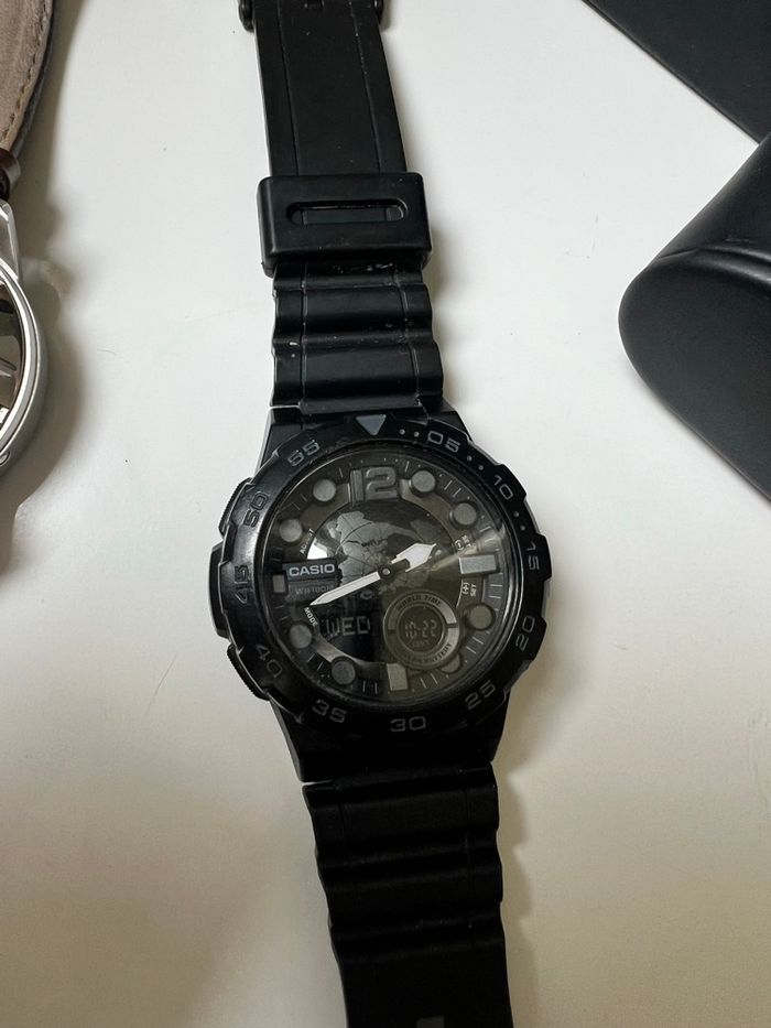 *Montres de luxe à vendre*  Je vends une collection de montres de haute qualité, comprenant - photo numéro 4