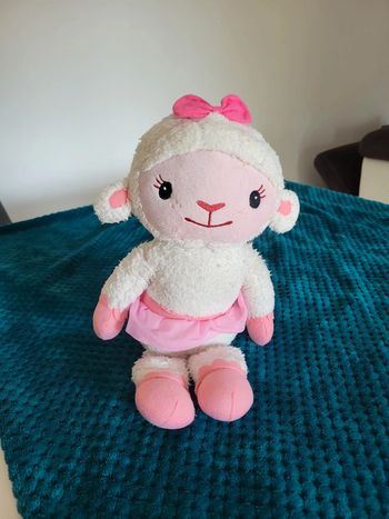 Peluche de câline dr la peluche