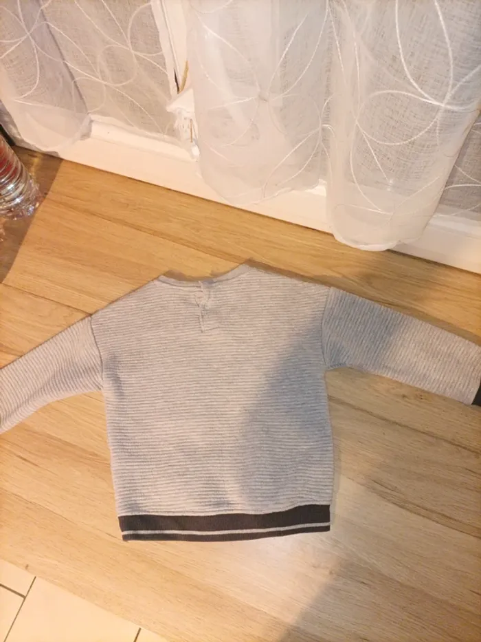 Pull 2 ans - photo numéro 3