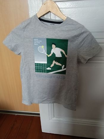 Tee-shirt Kiabi gris et multicolore