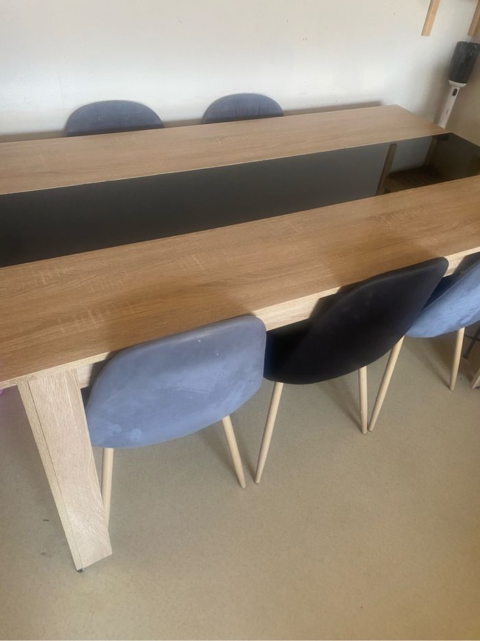 Table a manger tres bon etat - photo numéro 2