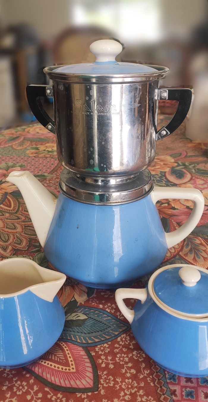 Cafetière ancienne - photo numéro 2