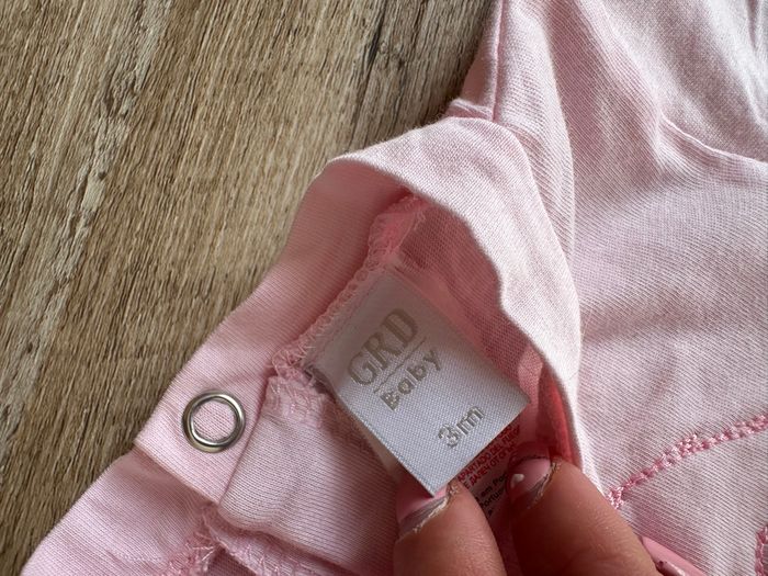 - Combishort GRD baby (F) - 3 mois - Très bon état - photo numéro 2