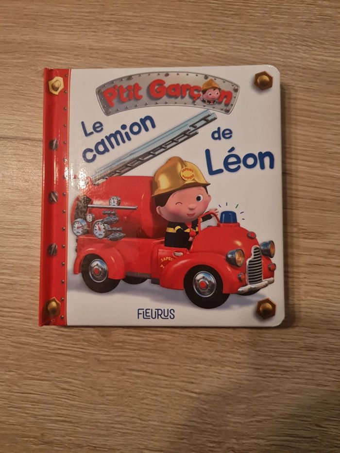 Livre P'tit Garçon Le Camion de Léon