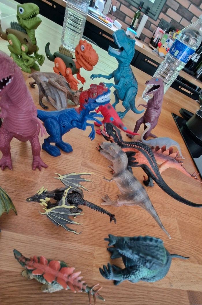 Gros lot 30 dinosaures - photo numéro 3