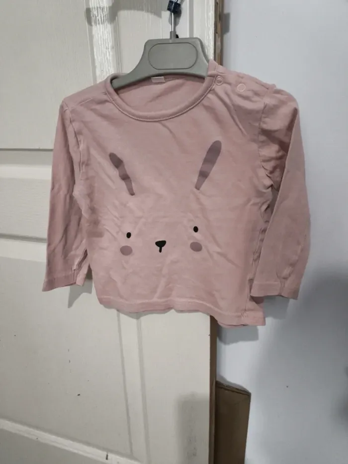 T-shirt manches longues/pull fin 86 cm