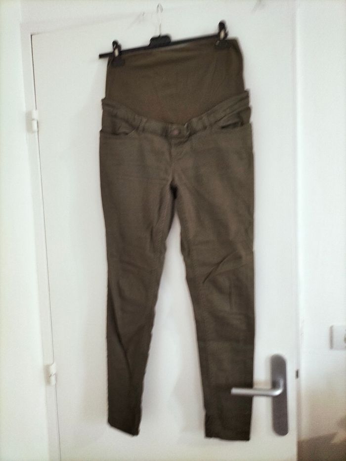 Pantalon de grossesse vert