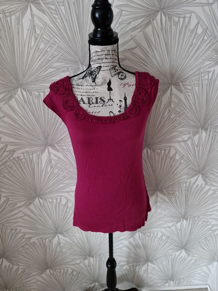 Joli tee-shirt Jacqueline Riu taille 38
