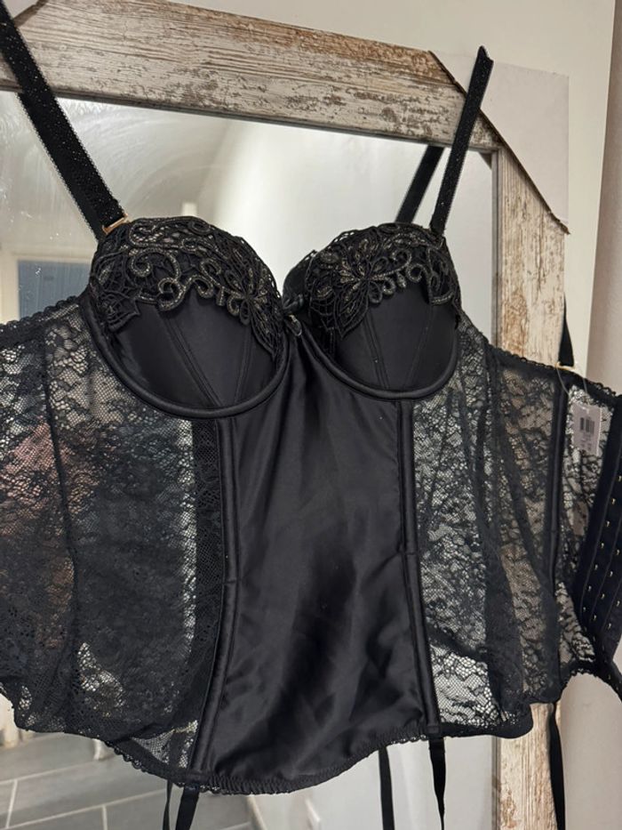 Guêpière Rouge gorge - photo numéro 9