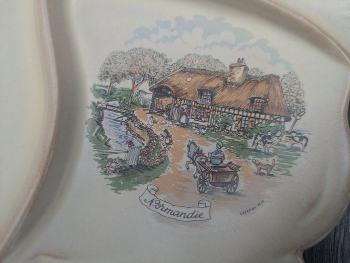 Assiette/plateau apéritif forme poisson Normandie - photo numéro 2