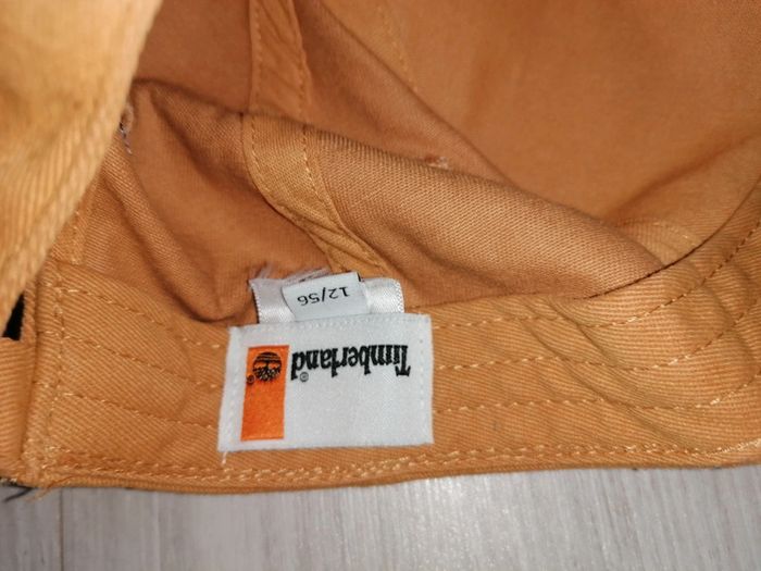 Casquette Timberland 
Taille 56 correspond à du 10/14 ans
Très bon etat - photo numéro 4
