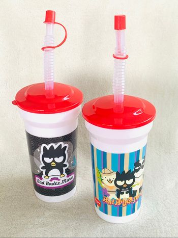 Lot 2 gobelets blanc Sanrio Bad Badtz Maru