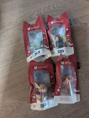 Lot tonies 