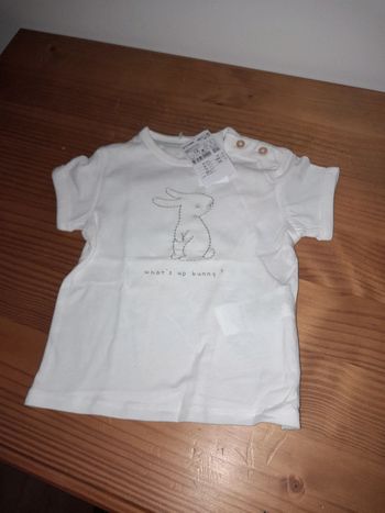 tee shirt Kiabi blanc Neuf avec étiquette 12 mois