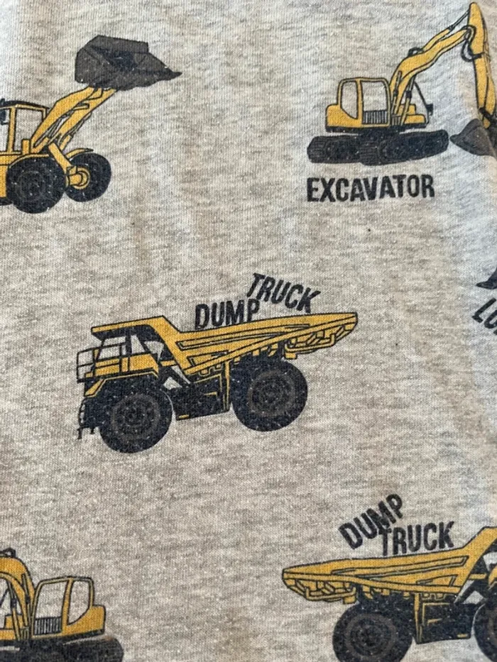 2 Teeshirts manches courtes 4-6ans H&M - photo numéro 5