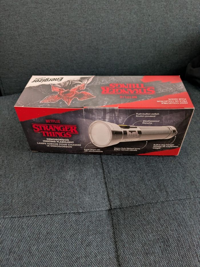 Lampe torche stranger things édition limitée - photo numéro 2
