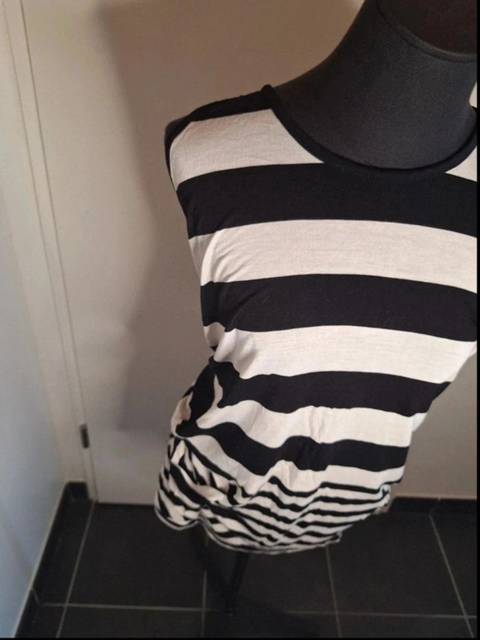 Robe pour femme taille S très bon état - photo numéro 4
