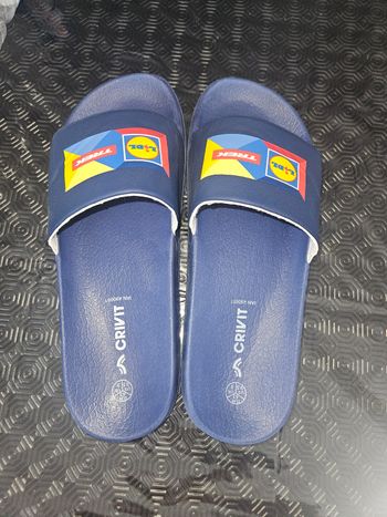 Sandales
