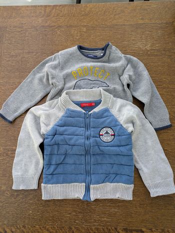 Pull Okaïdi et gilet 3 ans