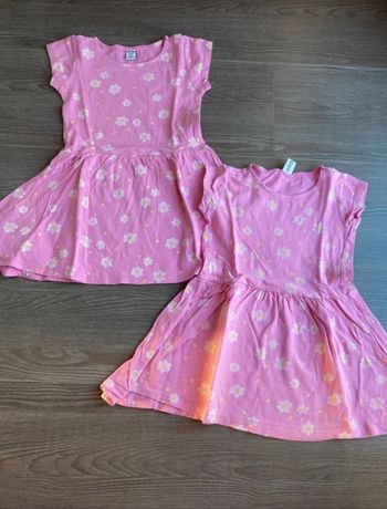 Lot de 2 robes 4 ans