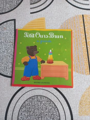 Livre Petit ours brun a grandi