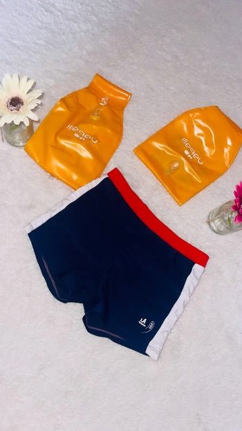 Lots maillot de bain et brassard