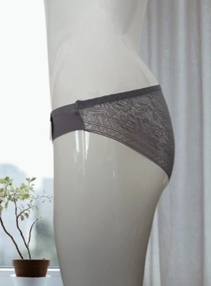 Slip Tanga gris Heat 38 - photo numéro 2