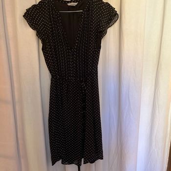 Robe courte avec manches courtes