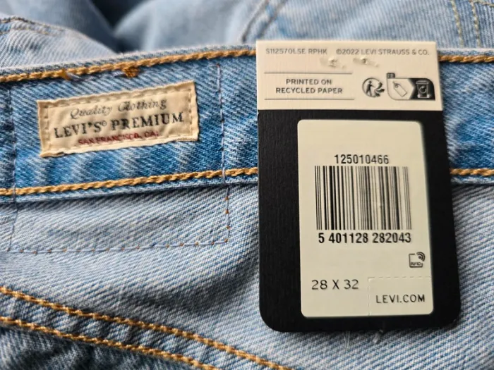 Levi's 501 original avec strass neuf - photo numéro 10