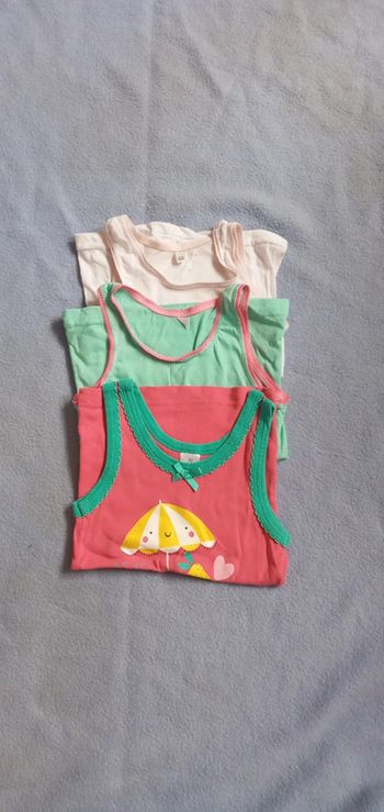 Lot de 3 débardeurs de peaux zeeman taille 92 cm