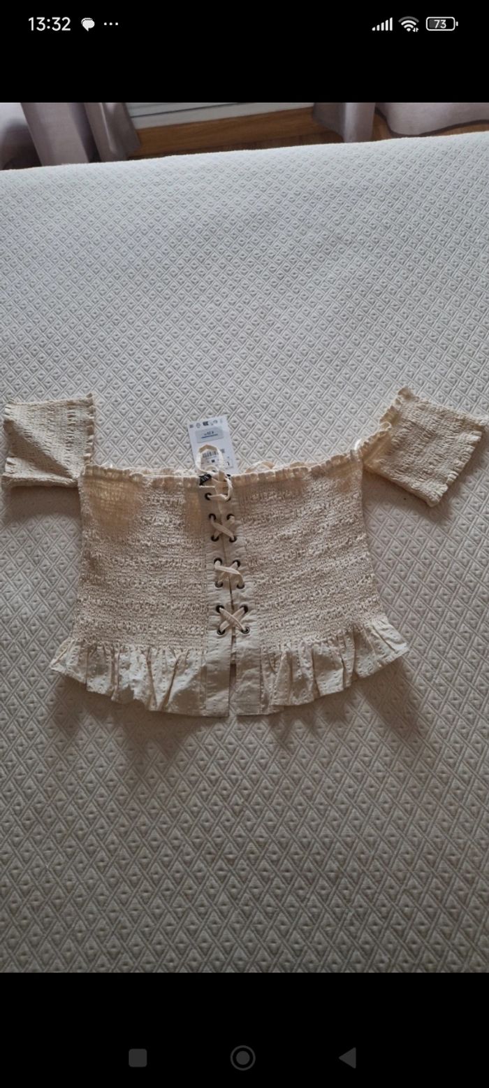 Haut zara
