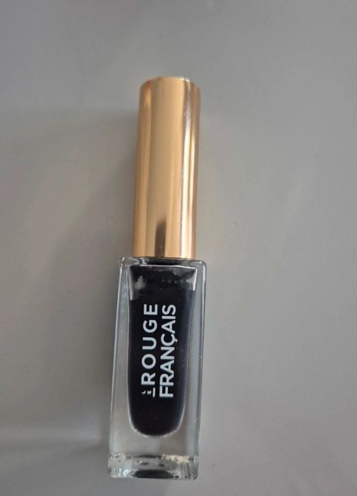 Mascara Volume Intense – Le Noir Cassiopée – Le Rouge Français – 7ml – Neuf - photo numéro 2