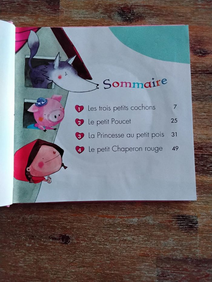 Livre 4 histoires LLC - photo numéro 3