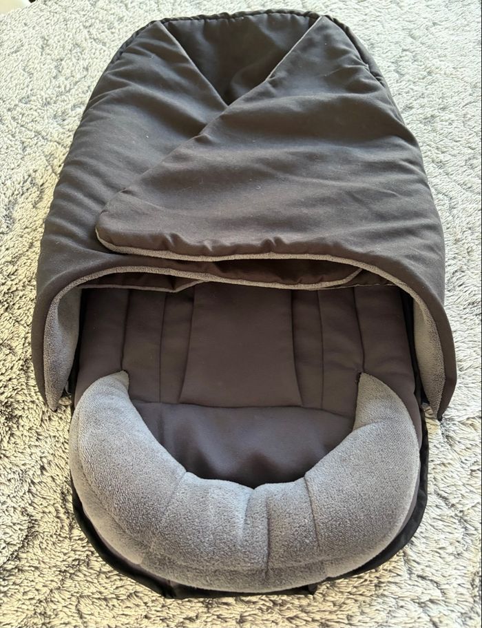 Chancelière Bébé Confort - photo numéro 2