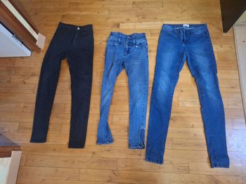 Lot 3 jeans skinny fit taille 34 ou xs 