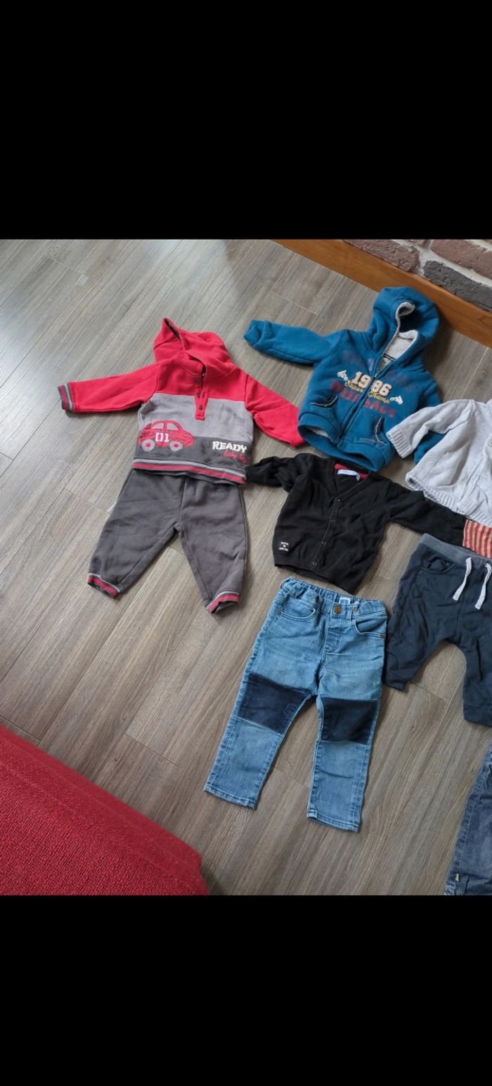 Lot 12 mois - photo numéro 2