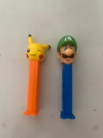Pez luigi et pikachu