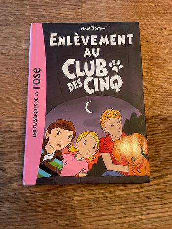 Livre La bibliothèque Rose Enlèvement au club des cinq