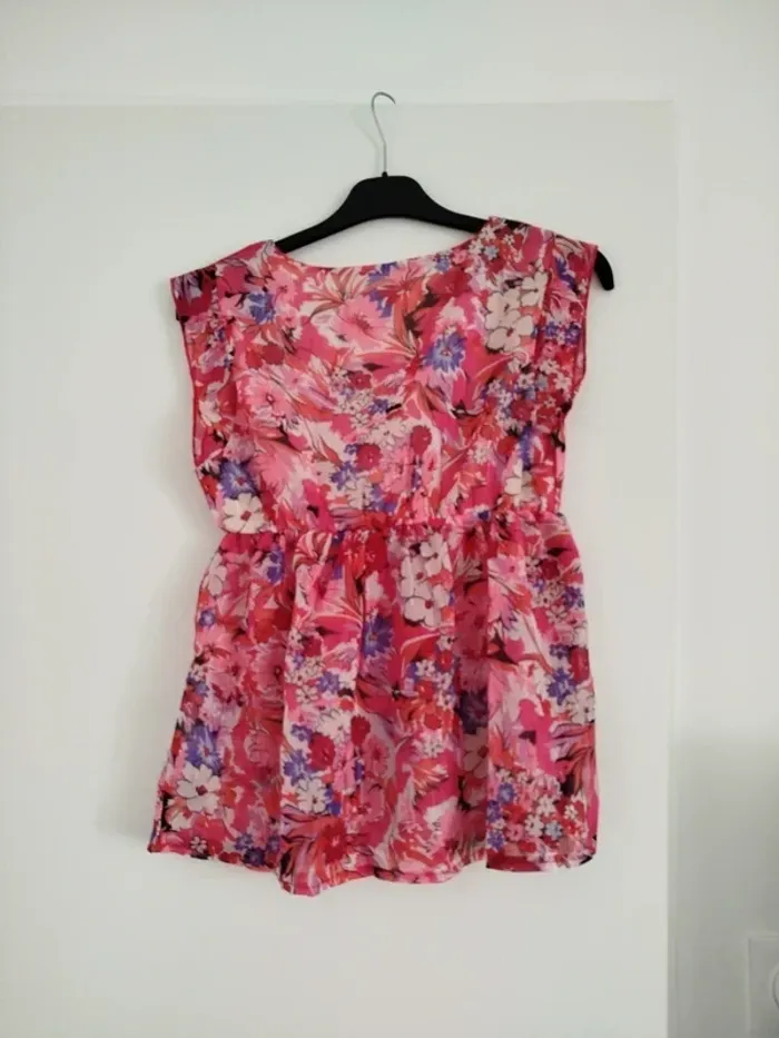 Blouse fleurie T S-M - photo numéro 2